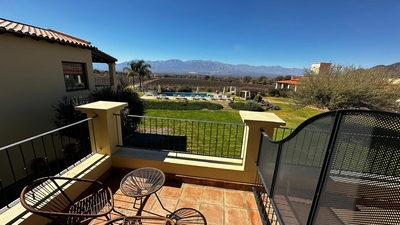 Suite Room – Vineyards and Hills View